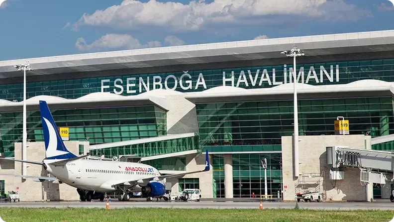 Esenboğa Havalimanı Araç Kiralama: İş Seyahatlerinde Konfor ve Zaman Kazancı