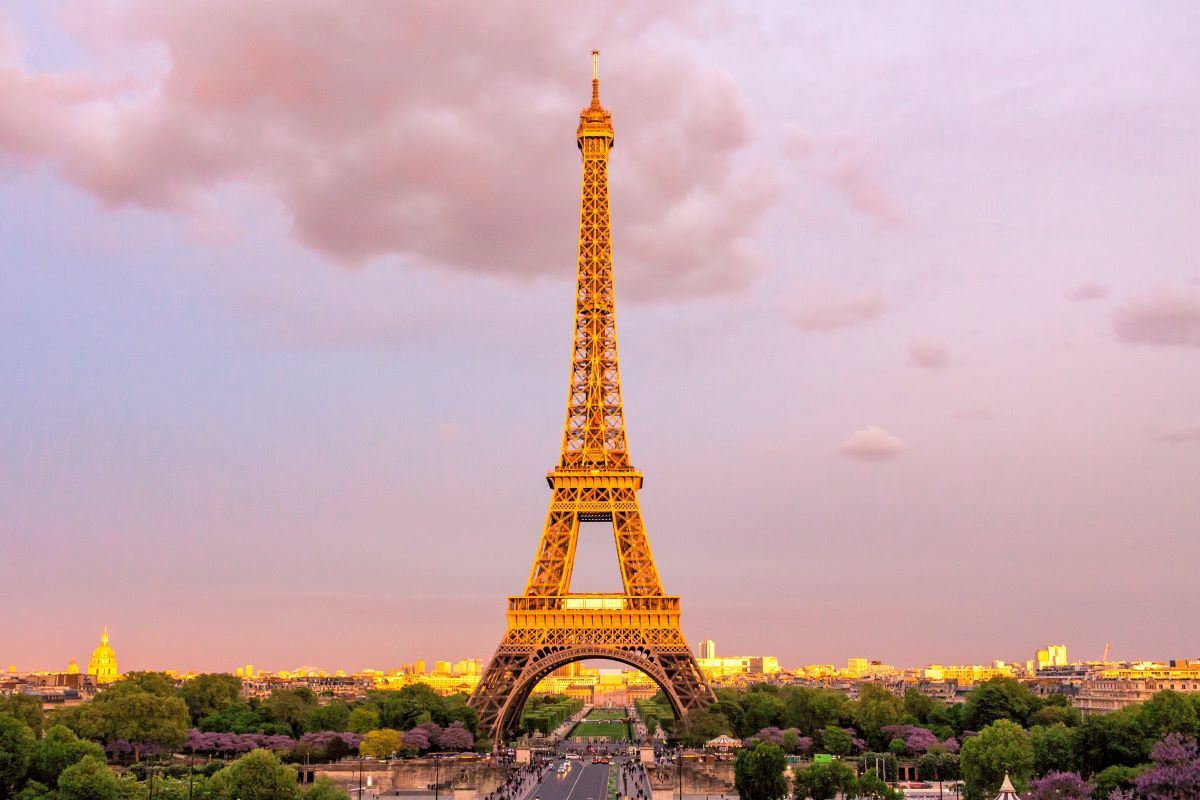 EKSPRESS BENELUX & PARIS 2026 KIS (ORY-AMS)
