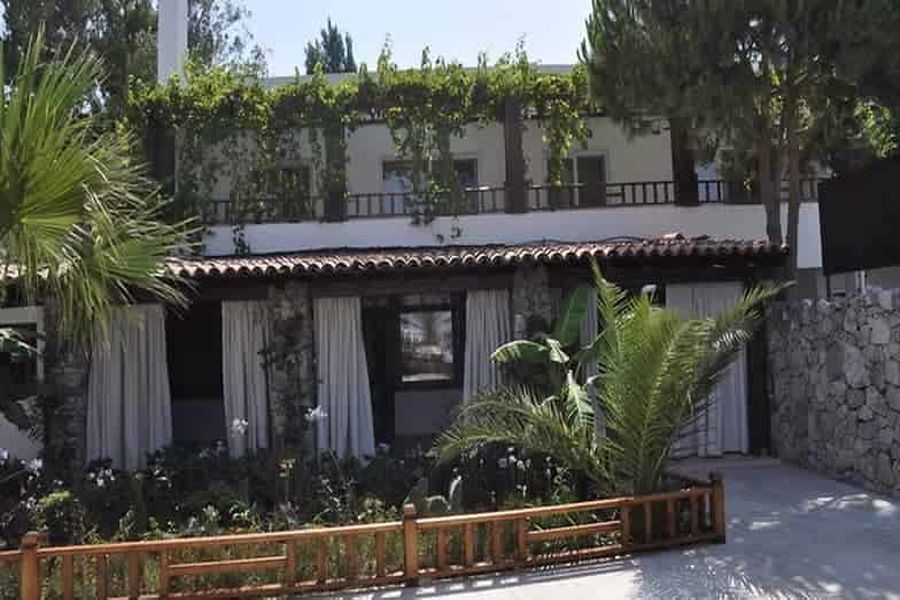 Onikon Otel