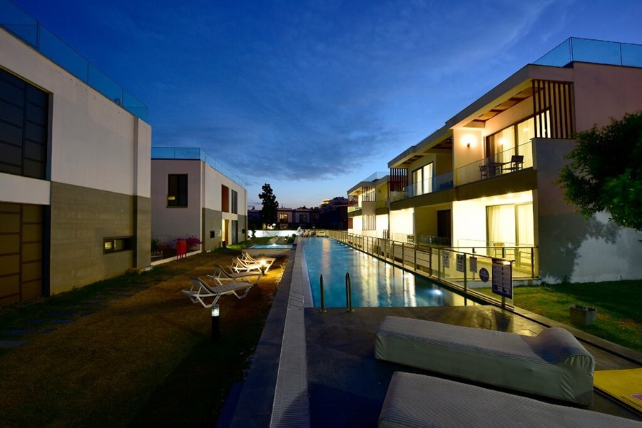 A'la Grand Residence