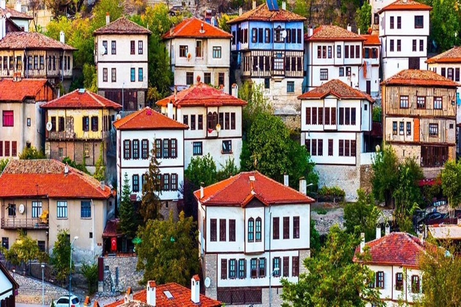  Safranbolu Amasra Abant Turu 1 Gece Konaklamalı İzmir Bursa Çıkışlı