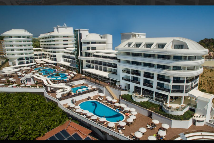 Laguna Beach Alya Resort & Spa
