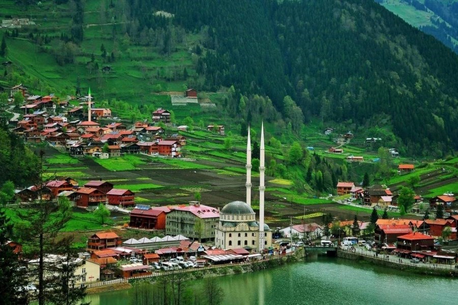 Karadeniz Yaylalar Ve Batum Turu 5 Gece Otel Konaklamalı Şanlıurfa Çıkışlı