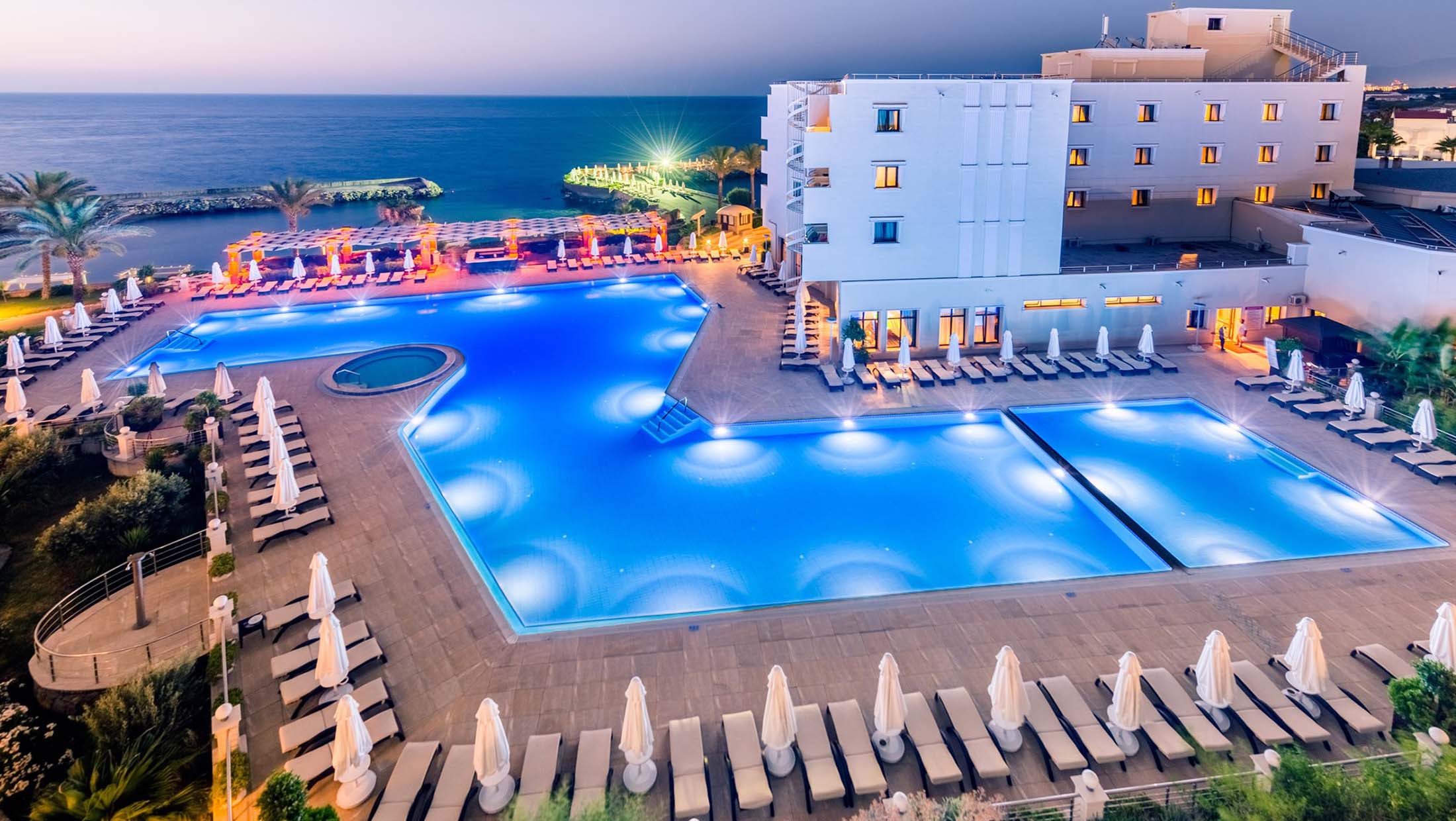 VUNI PALACE HOTEL & CASINO
